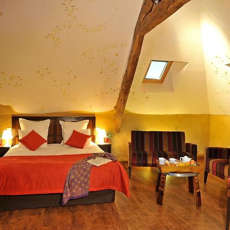 Hotel O2B Aux Berges De Broceliande Beignon ภายนอก รูปภาพ